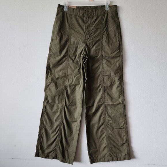 NWT Levi's Women's Baggy Parachute Pants - Picture 4 of 7